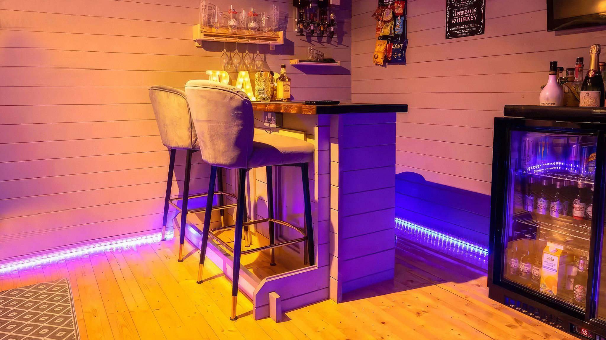 Mini Bar